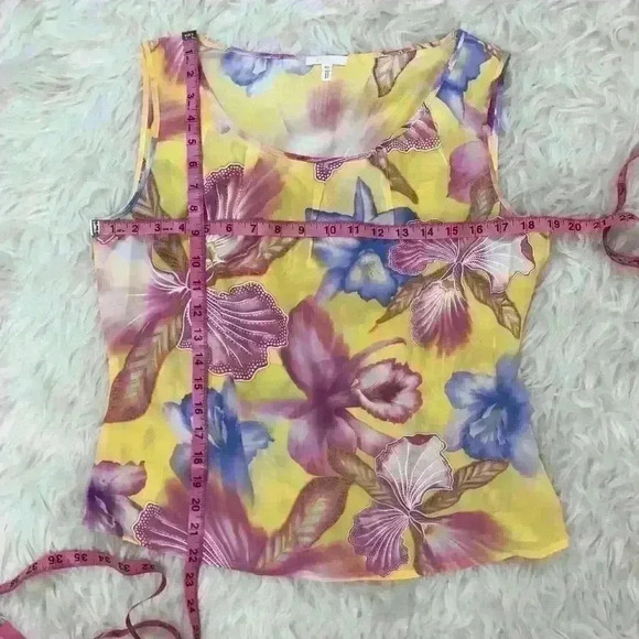 Escada Floral Print Multicolor Yellow Women’s Medium 40 Sleeveless Silk Blouse - Picture 4 of 7